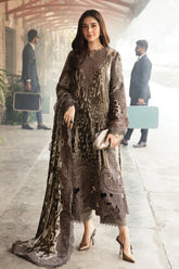 Winter LUXE Luxury Embroidered Velvet Suit | DL-1201 - Z-1506