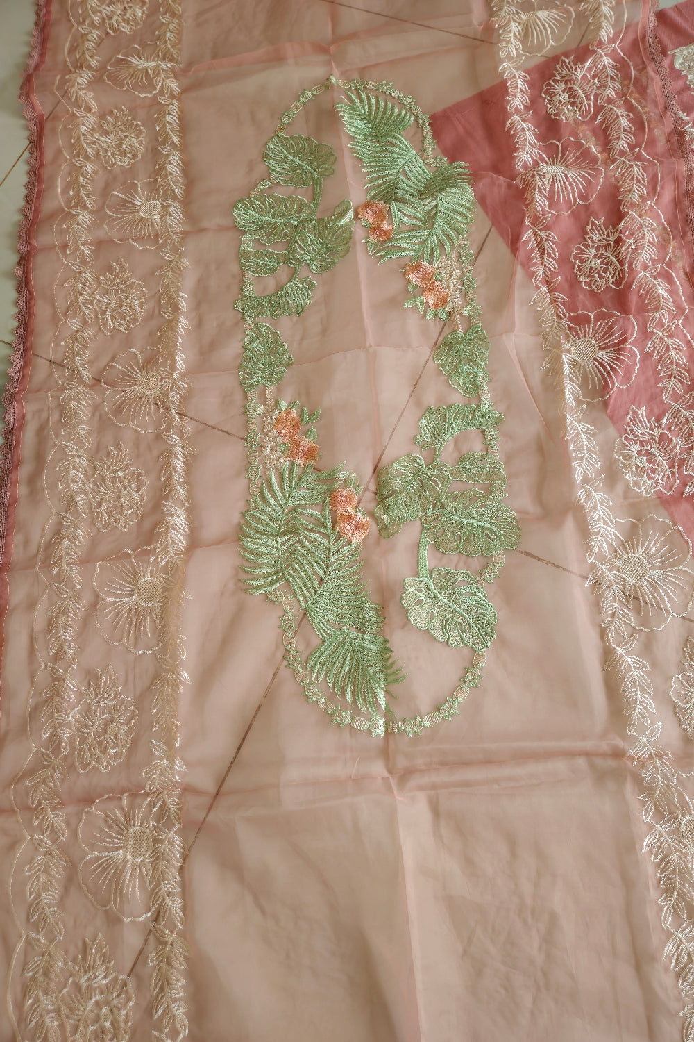 Pink Luxury Embroidered Lawn'24 - Chikkankari Affair - D2 B - Z-639