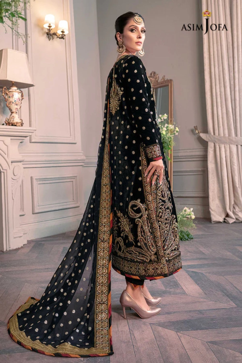 Black Formal - The Ayeza Edit - Royal Velvet Collection - AJAM-02 - Z-631