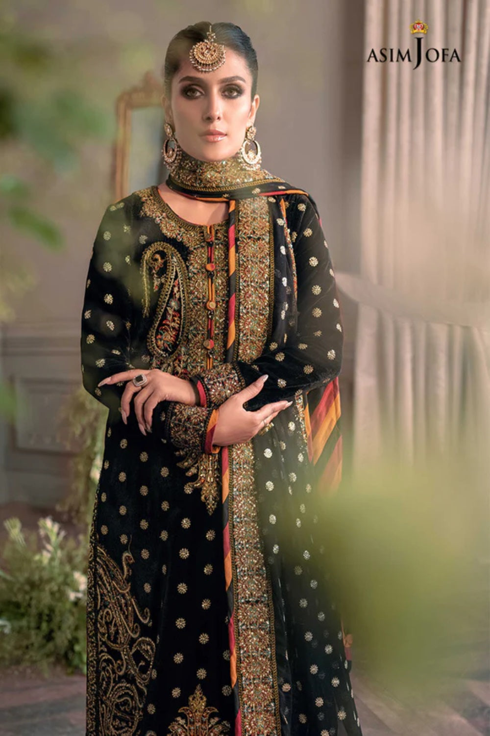 Black Formal - The Ayeza Edit - Royal Velvet Collection - AJAM-02 - Z-631