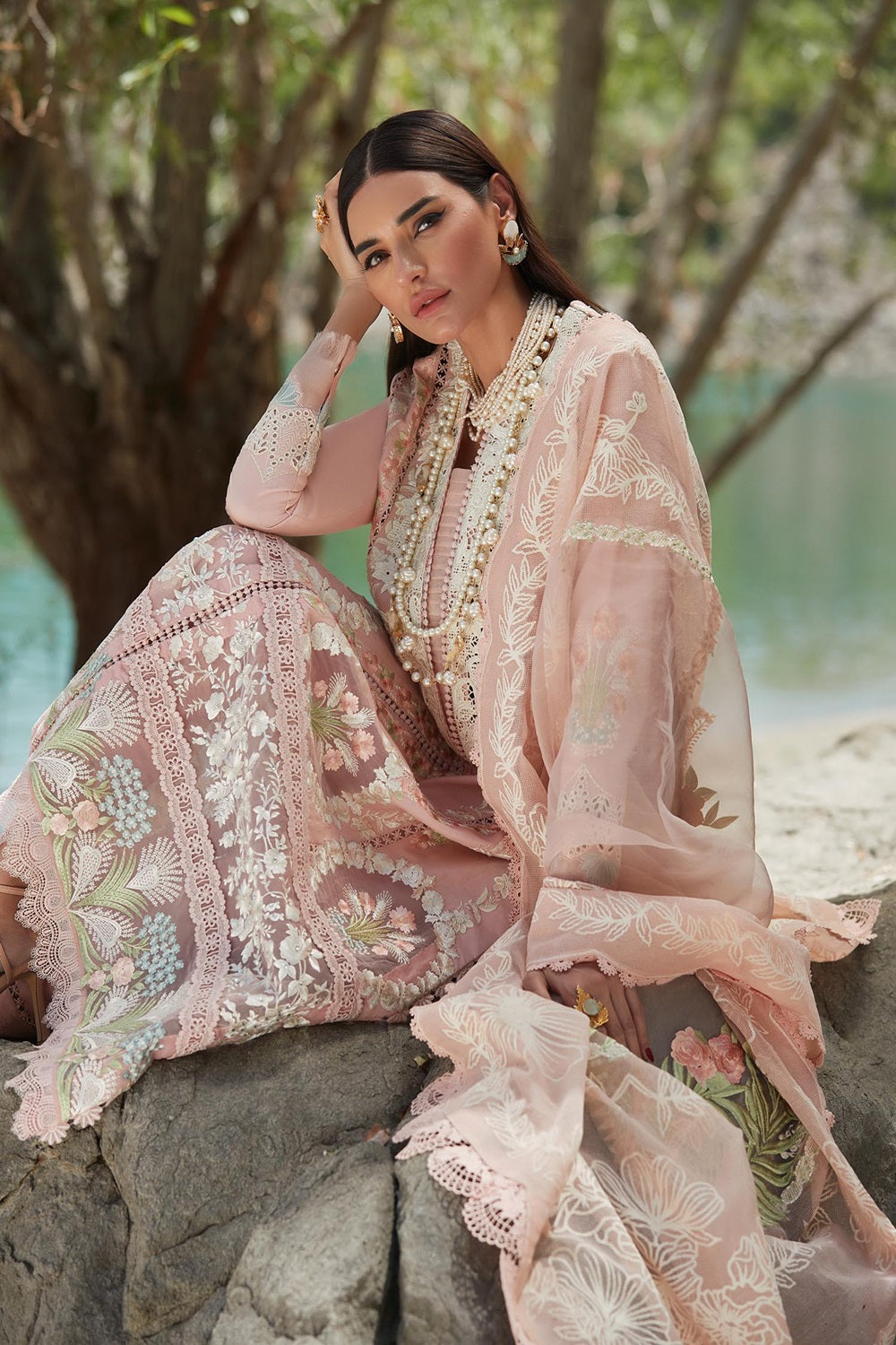 Pink Luxury Embroidered Lawn'24 - Chikkankari Affair - D2 B - Z-639