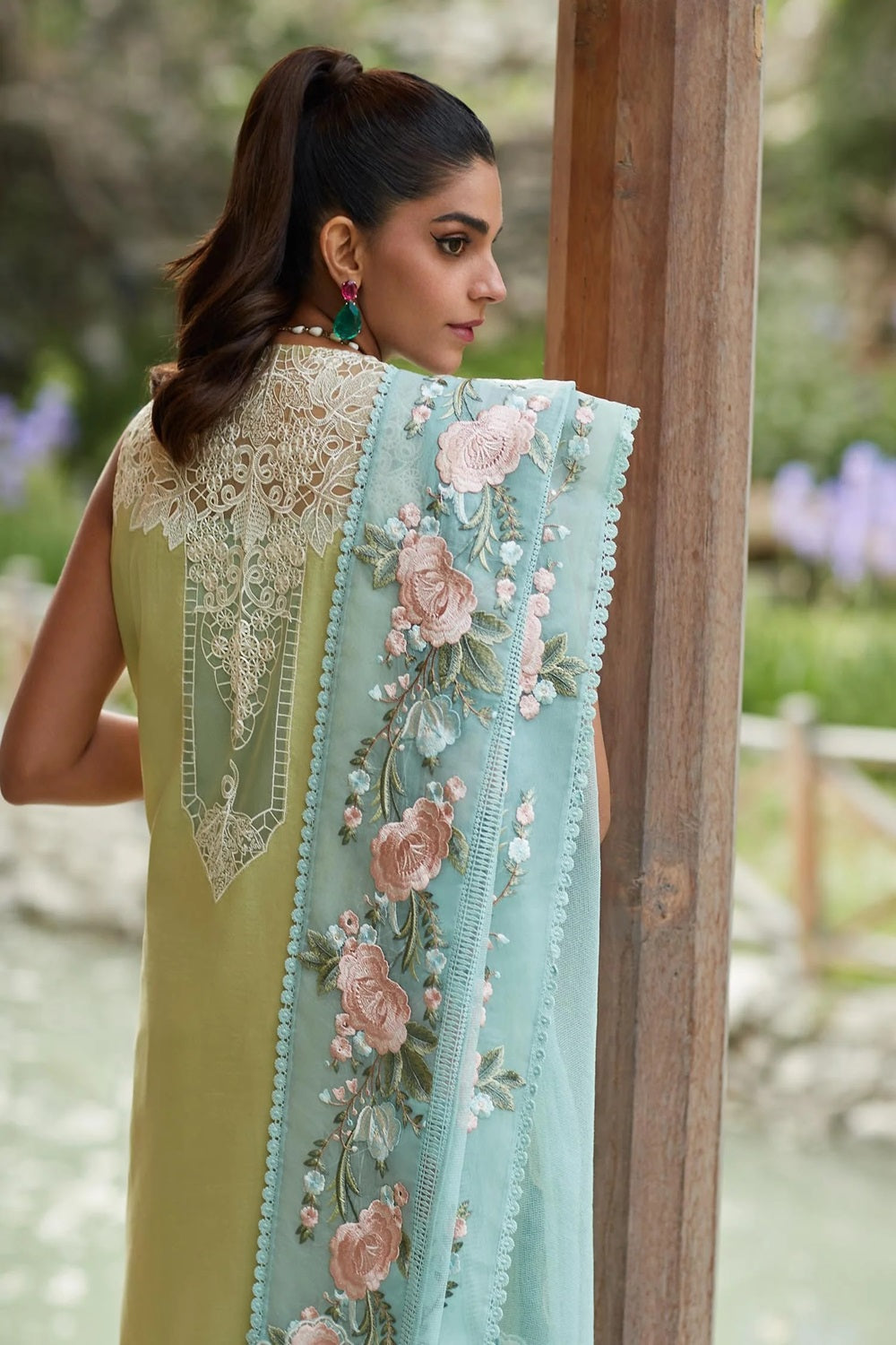 Luxury Embroidered Lawn'24 - Mountain Love - D6 A - Z-612