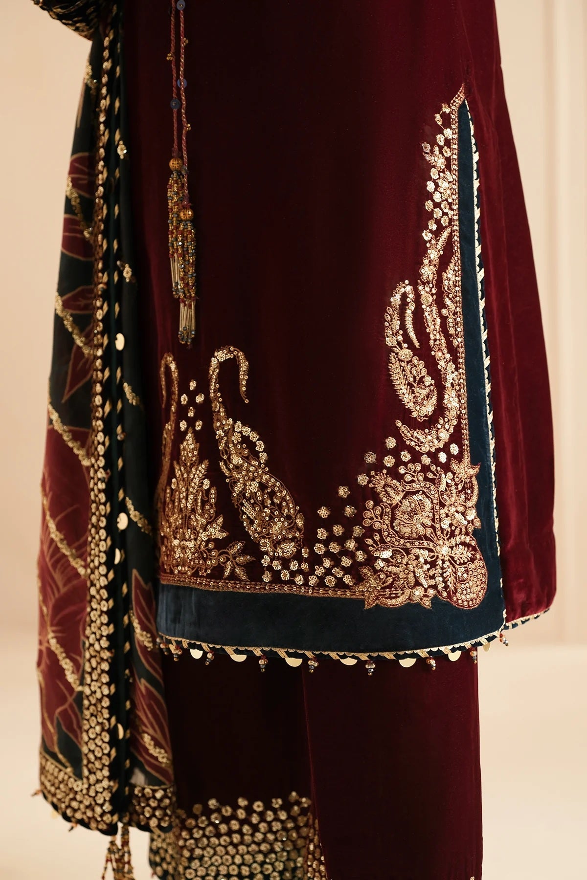 Festive Embroidered Velvet Formal VF-2038 - Z-976